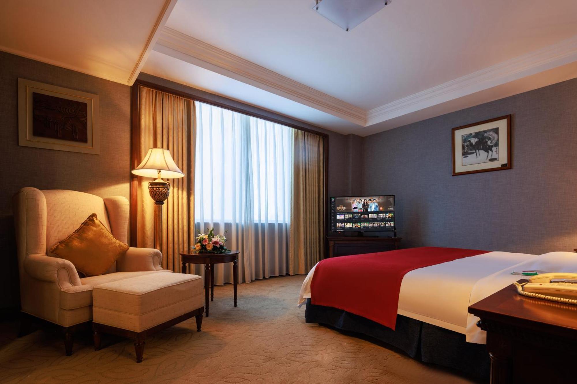 Grand Noble Hotel Dongguan Дунгуань Экстерьер фото